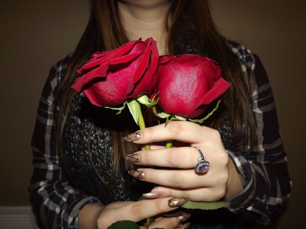 Red roses send just the right message to your love this Valentine’s Day. Photo Credit / Melanie Balogh