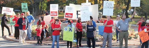 ESU Faculty Strike Day One. Photo Credit / Kathleen Kraemer