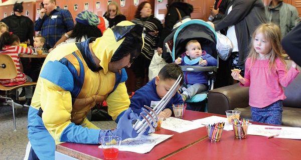 Children and volunteers alike had a great time at the 4th annual MLK Day of Service. Photo Credit / Adam Walker