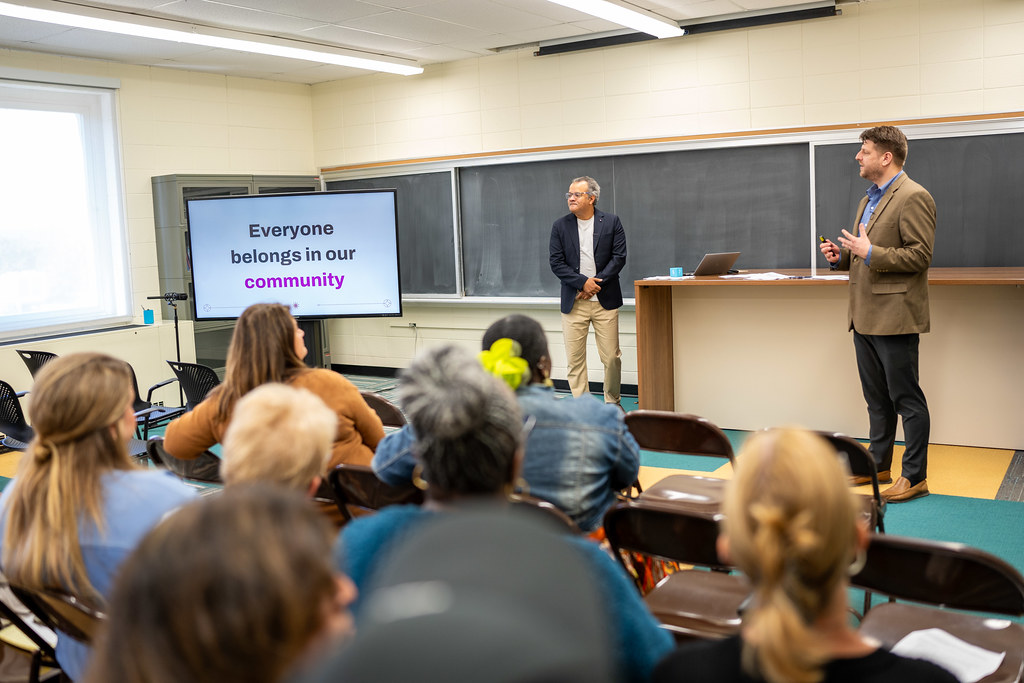 Andy Gavalis and Ahmed Yousef speaking to a class of faculty and students. Image courtesy of flickr.com.